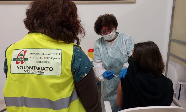 Continua l’impegno dell’ANTEAS di Vibo Valentia nella campagna vaccinale